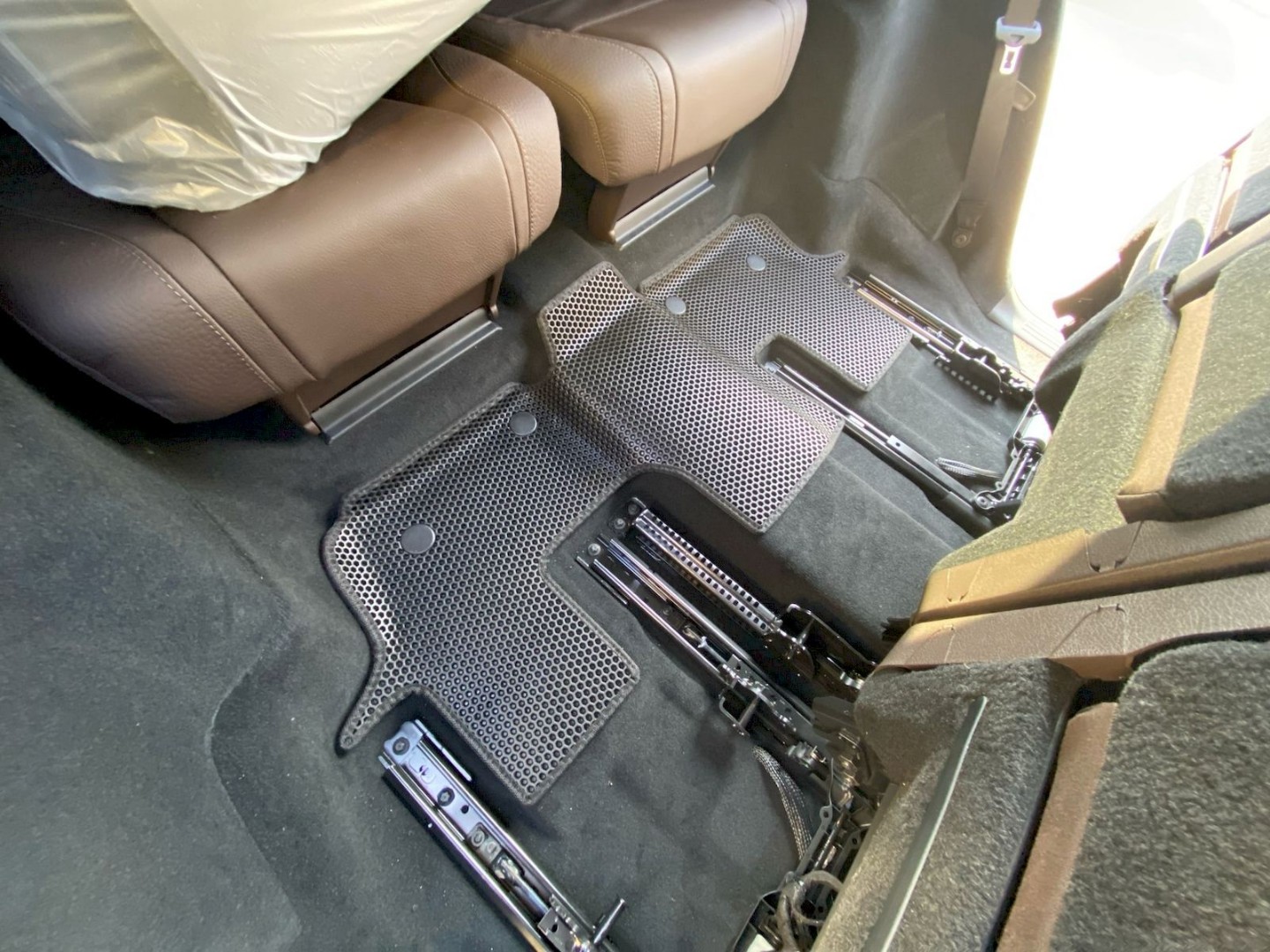 EVA автоковрики для Mercedes GLS-class (X167) 2019-2024 7 мест — X7yFdd63hMk resized